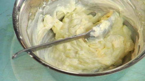 ананас, запеченный в соли