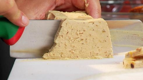 ананас, запеченный в соли