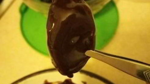 чернослив в шоколадной глазури