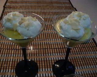 Десерт Плавающие острова