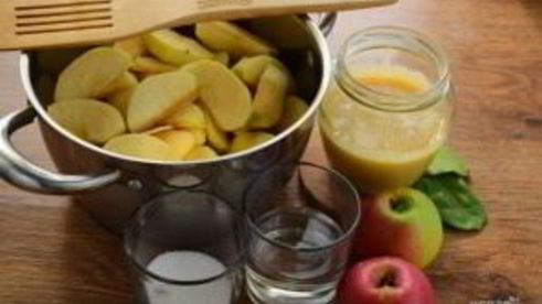 домашнее яблочное пюре неженка