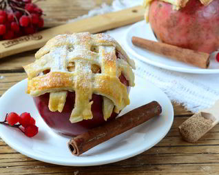 Фаршированные яблоки в духовке