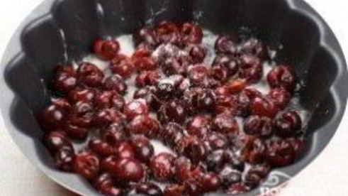 клафути с черешней