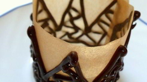 домашние конфеты из макадамии, нуги, марципана и шоколада