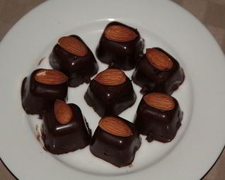 Домашние конфеты с вишневым ликером