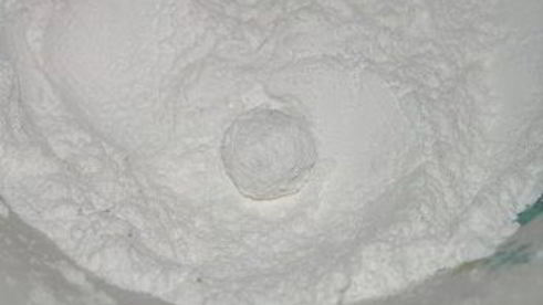 конфетки клюква в снегу