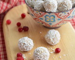 Конфеты из камы с белым шоколадом