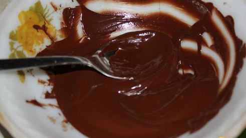 конфеты из вяленой клюквы в шоколаде