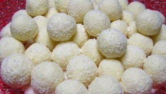 Рецепт Нежные кокосовые конфеты Рафаэлло