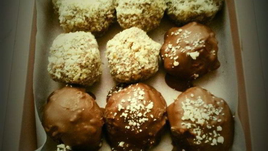 Рецепт шоколадне конфеты с миндалем и амаретто