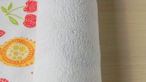 бисквитный рулет со сливочно-творожным кремом и глазурью