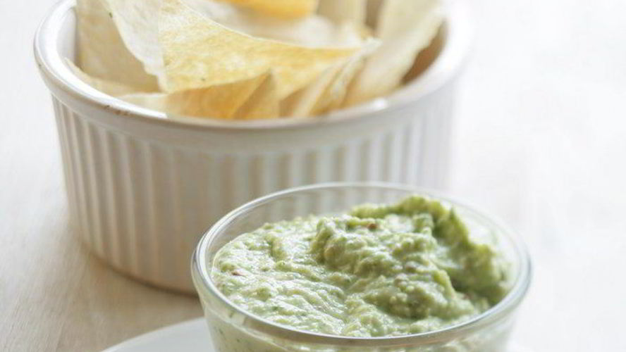 Рецепт крем из авокадо с чипсами