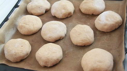 шведские колобки из спельты с шоколадным кремом