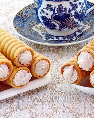 Трубочки со сметанным кремом