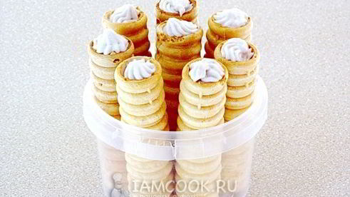 трубочки со сметанным кремом