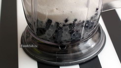 черничное мороженое