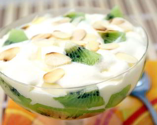 Десерт из мороженого Киви