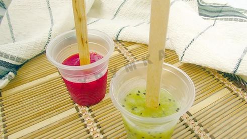 домашние мороженое фруктовый лед в блендере