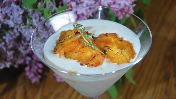 Рецепт Йогуртовое мороженое с запеченными абрикосами