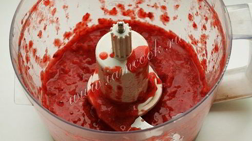 клубничное мороженое