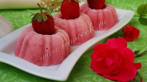 клубничное мороженое