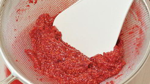 малиновое мороженое с йогуртом