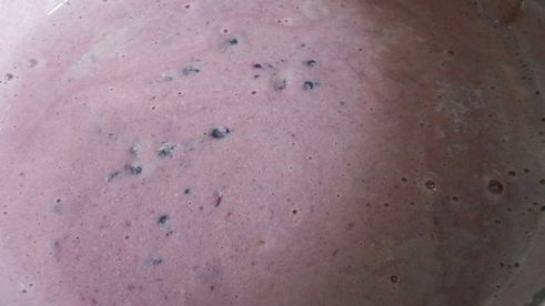 мороженое с ежевикой