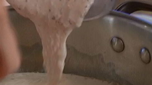 мороженое с лепестками роз