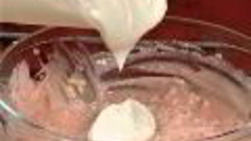 рисовое мороженое с ягодным соусом