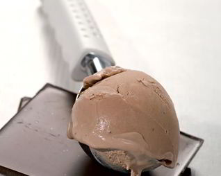 Шоколадное мороженое