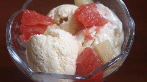 ванильное мороженое-пломбир