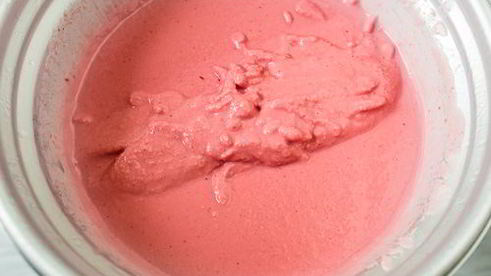 вишневое йогуртовое мороженое