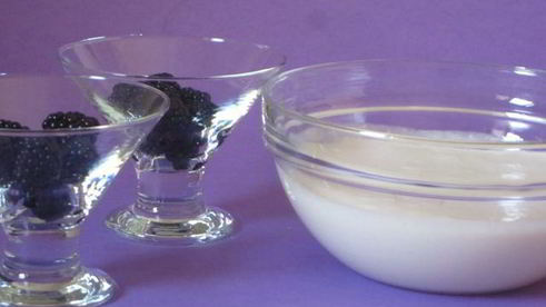 ежевика с муссом из зефира