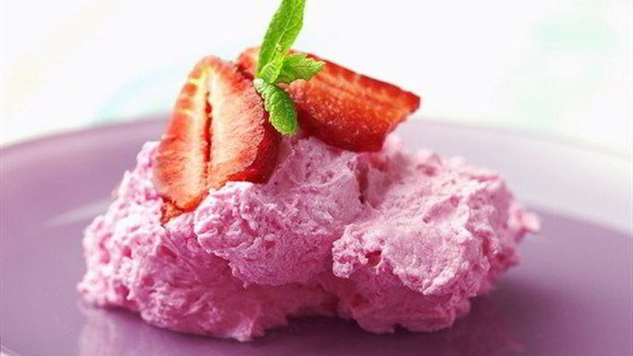 Рецепт клубничный мусс с ликером