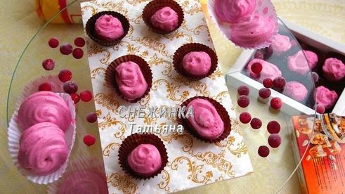 клюквенный мусс-зефир на манной крупе