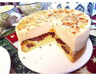 Торт-мусс с соленой карамелью