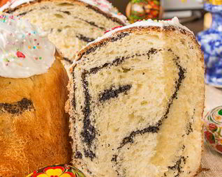 Ажурный маковый кулич