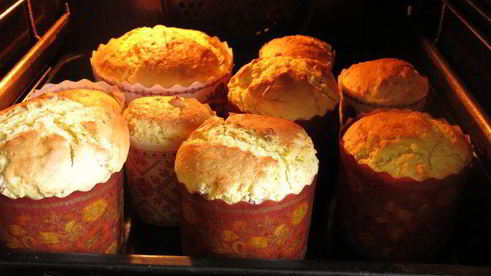 кулич на александрийском тесте с кардамоном