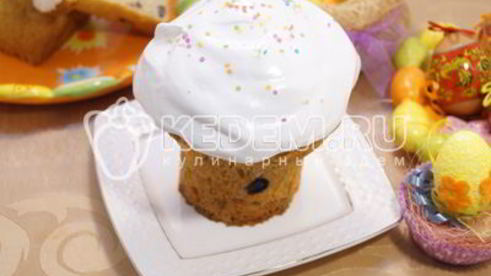 пасхальный кулич с изюмом