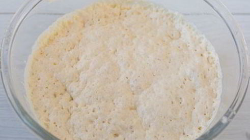 пасхальный кулич с орехами