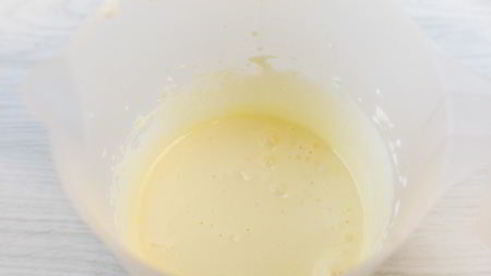 пасхальный кулич с орехами