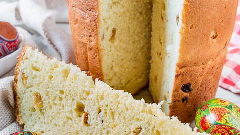 пасхальный кулич с орехами