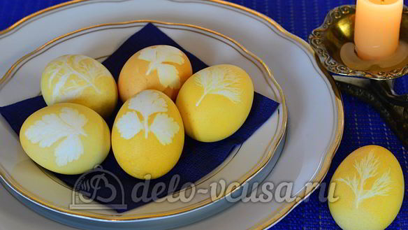 Рецепт Пасхальные яйца с листочками