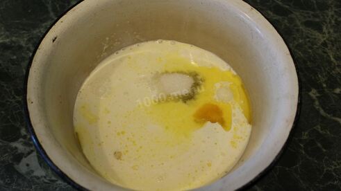 ванильно шоколадная полосатая заварная пасха