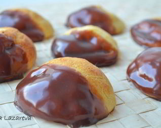 Шукеты с шоколадным соусом