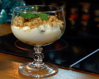 Слим десерт из винограда, маскарпоне и грецких орехов