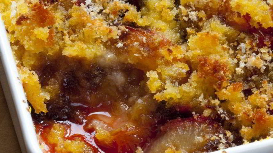 Рецепт сливы, запеченные под хрустящей корочкой