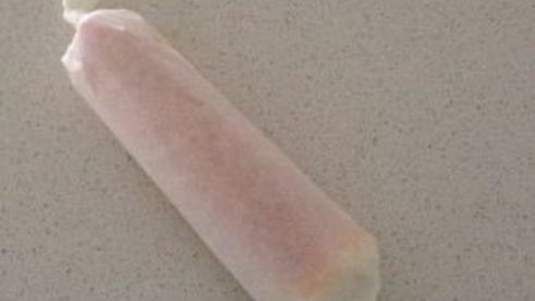 бисквитный рулет с брусничным суфле