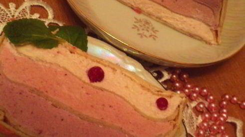 блинный террин с ягодно-сливочным суфле