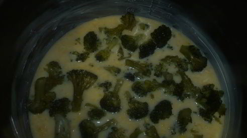 кукурузное суфле с брокколи и помидорами